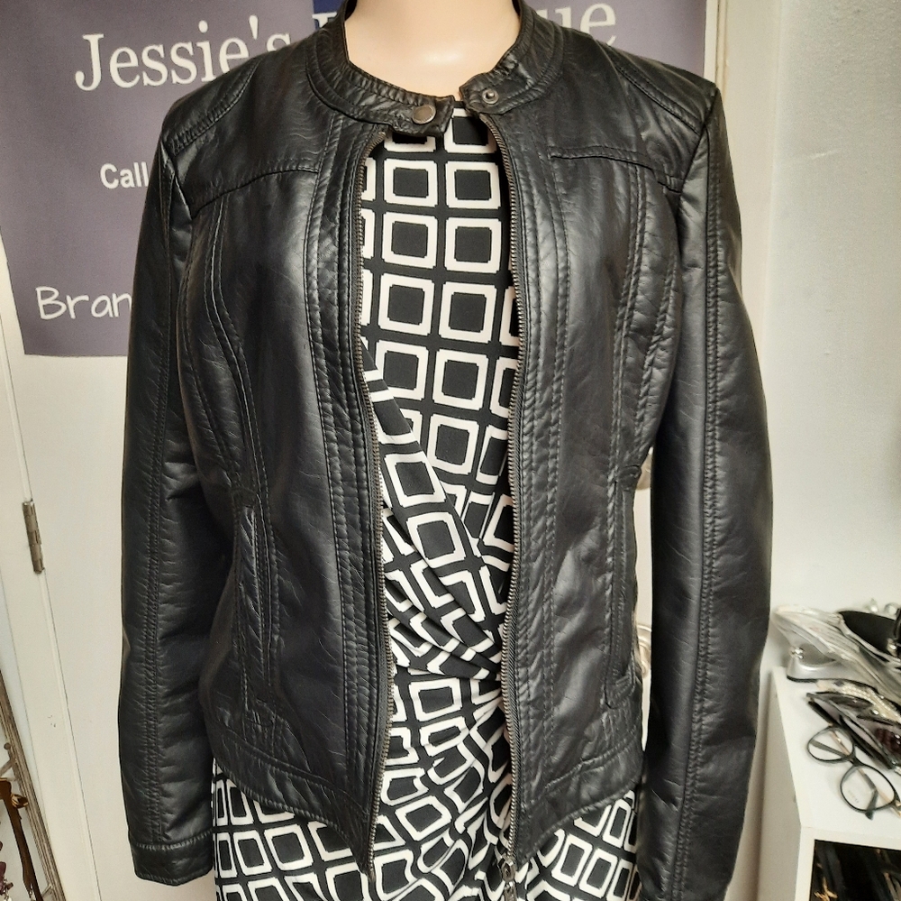 Jacket - Picture 6 of 7